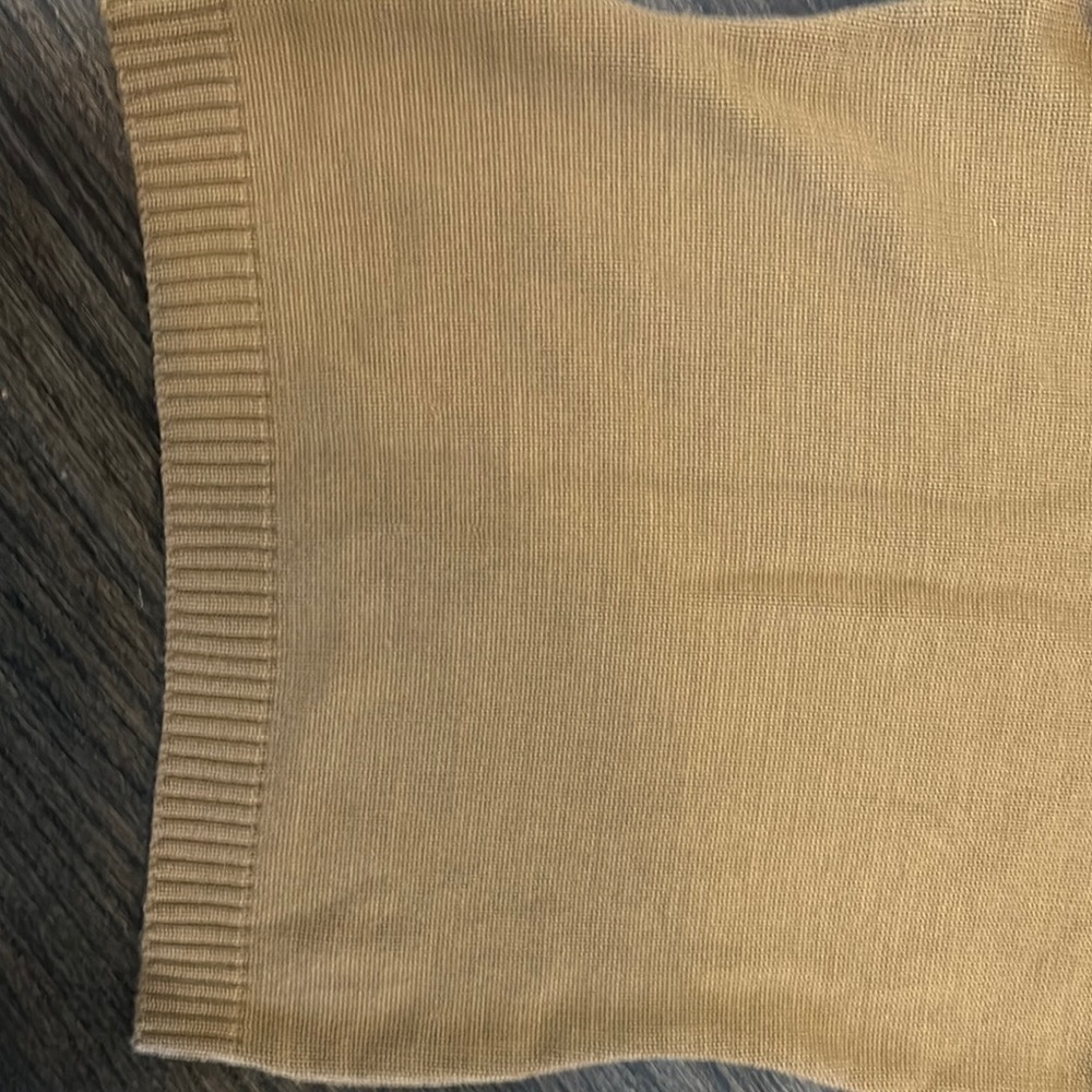 Women’s Tan Turtleneck Sweater by Carmen Moreno size M - Picture 8 of 11